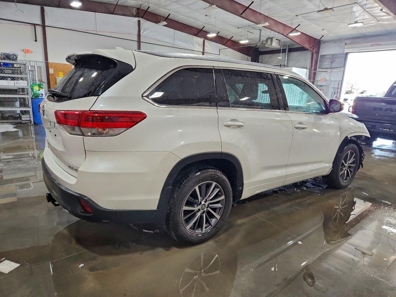 Toyota Highlander Se