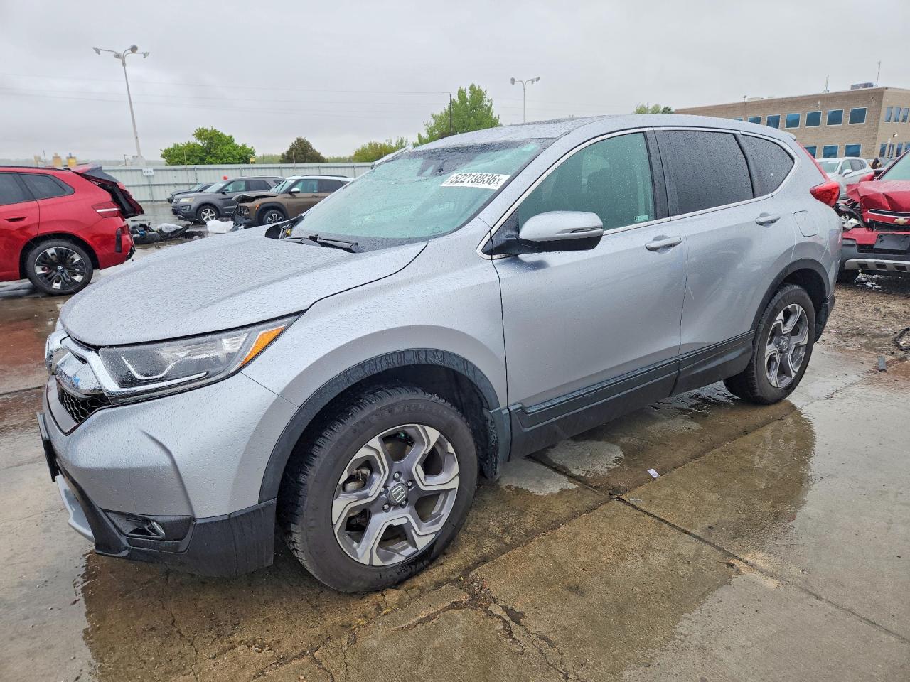 Salvage Honda Crv Image