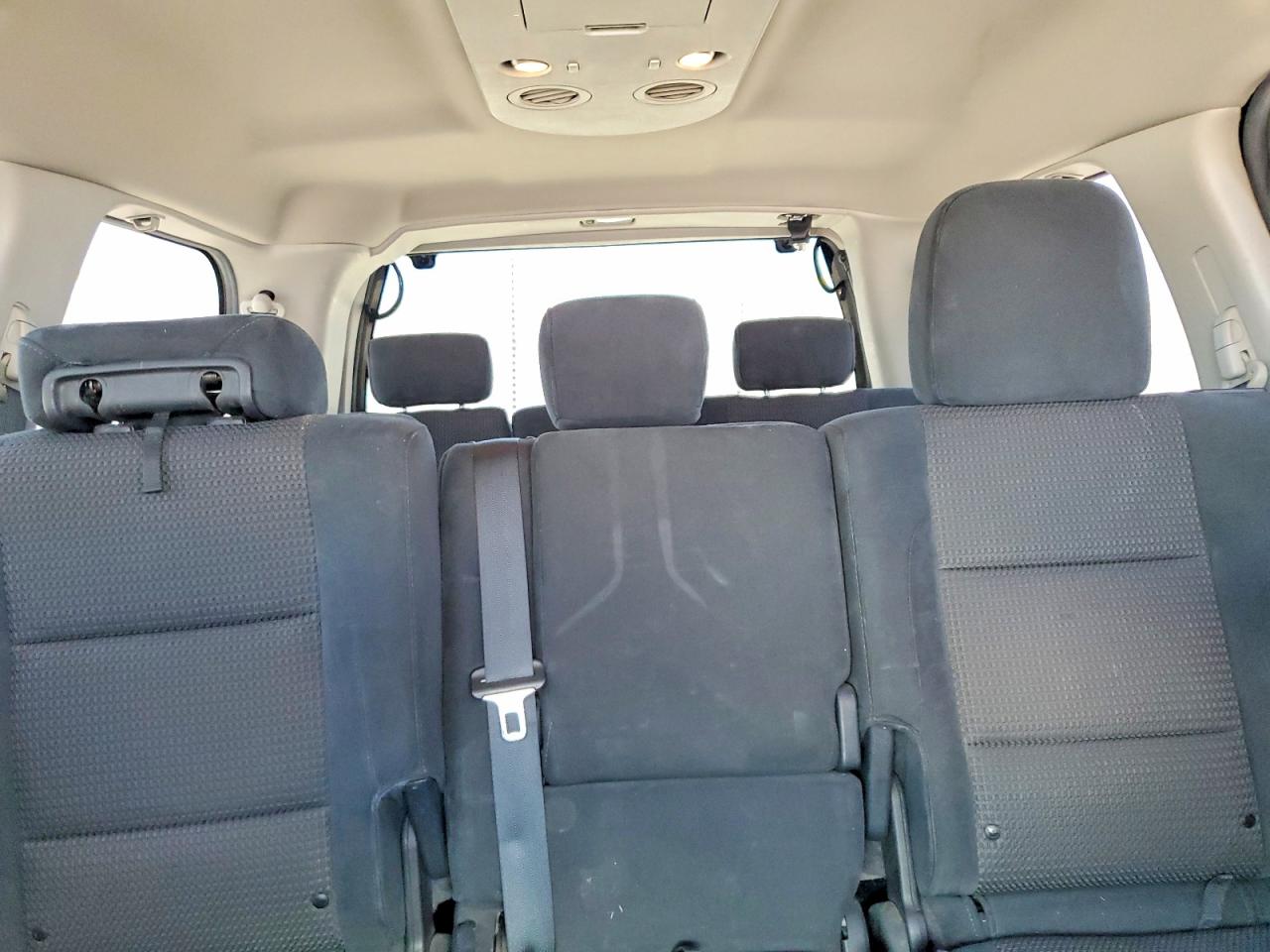 Nissan Armada Sv