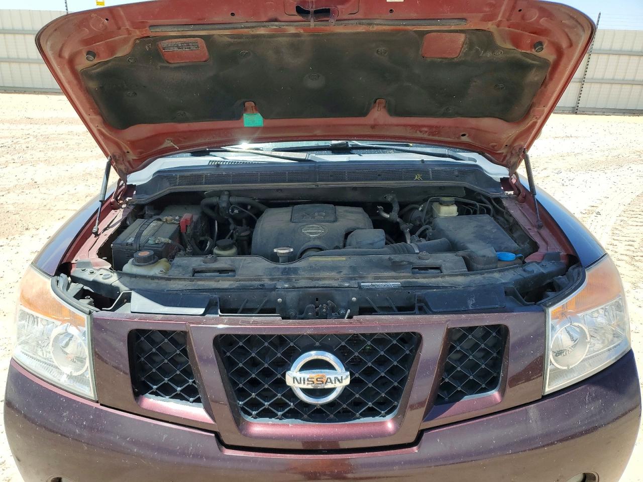 Nissan Armada Sv
