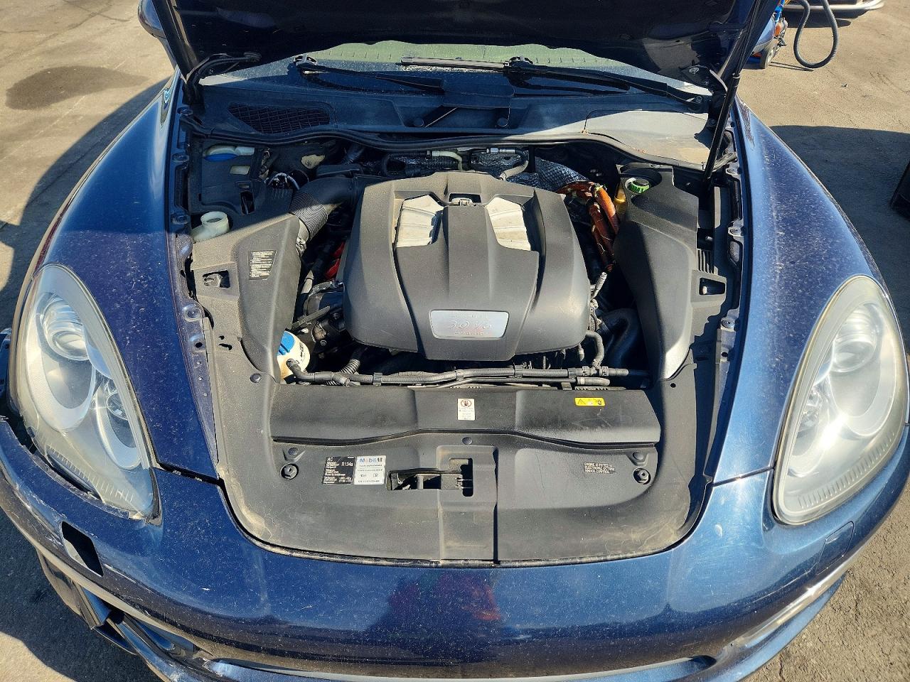 Porsche Cayenne S Hybrid