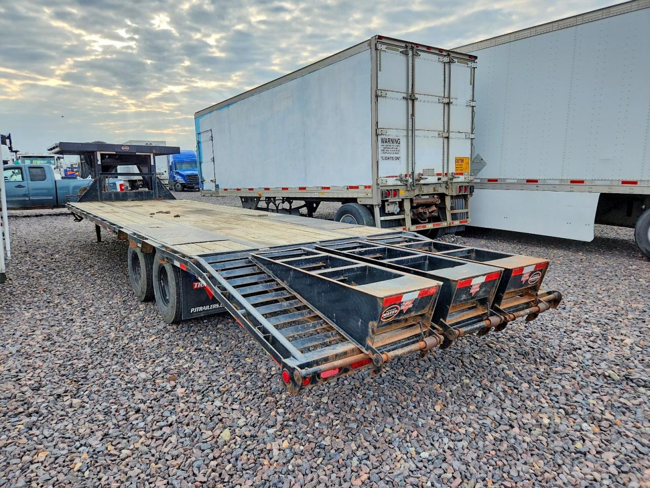 Pj Gooseneck Flatbed