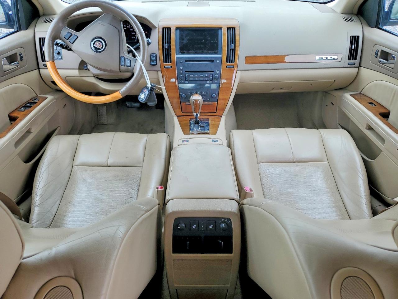 Cadillac STS