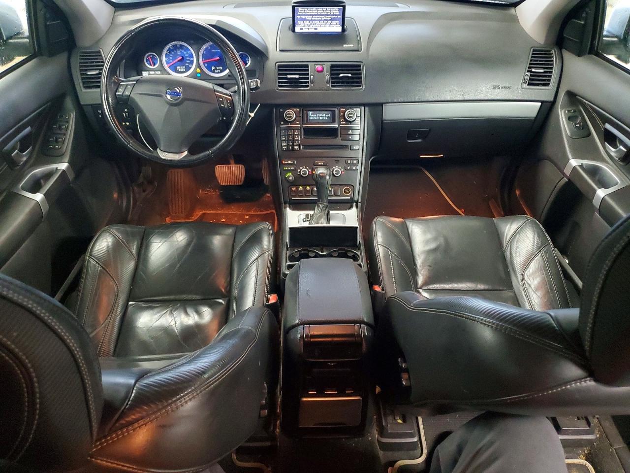 Volvo XC90 R Design