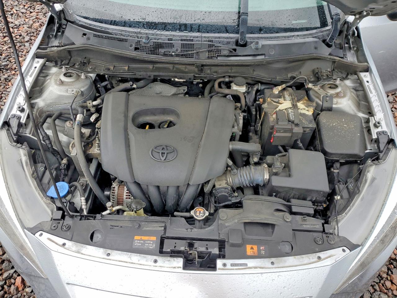 Toyota Yaris Base