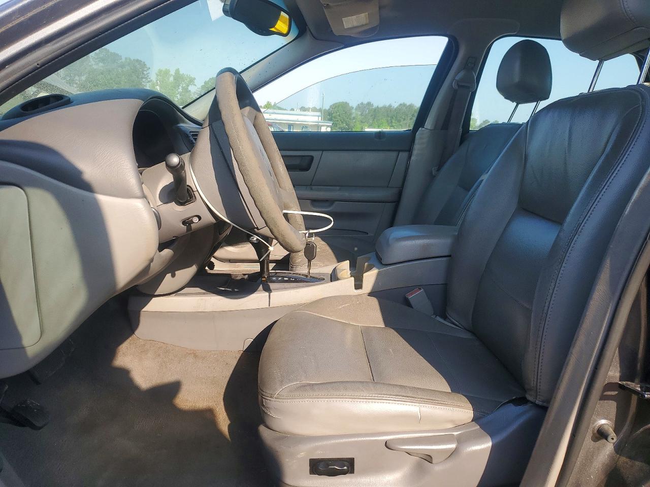 Ford Taurus