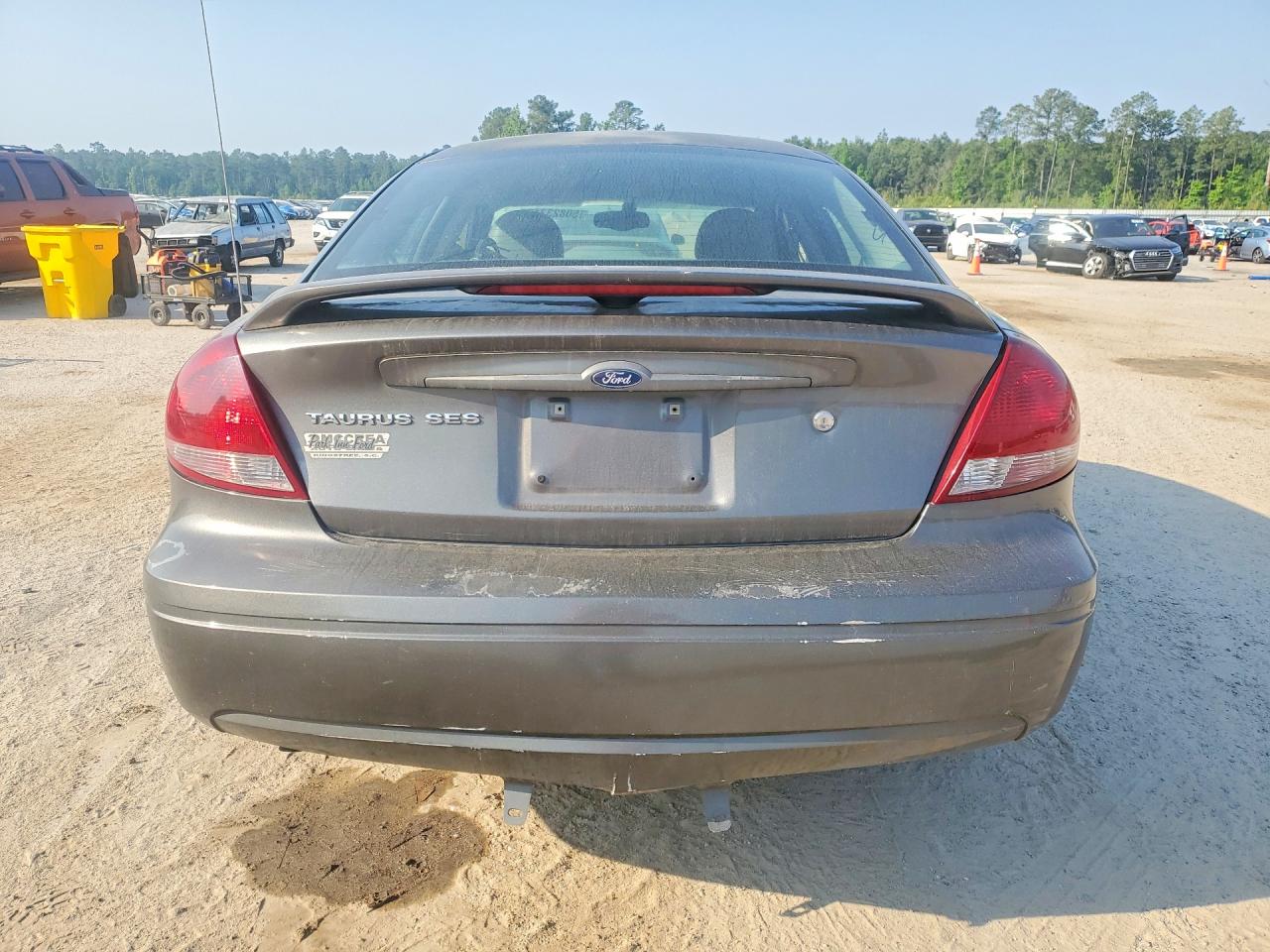 Ford Taurus