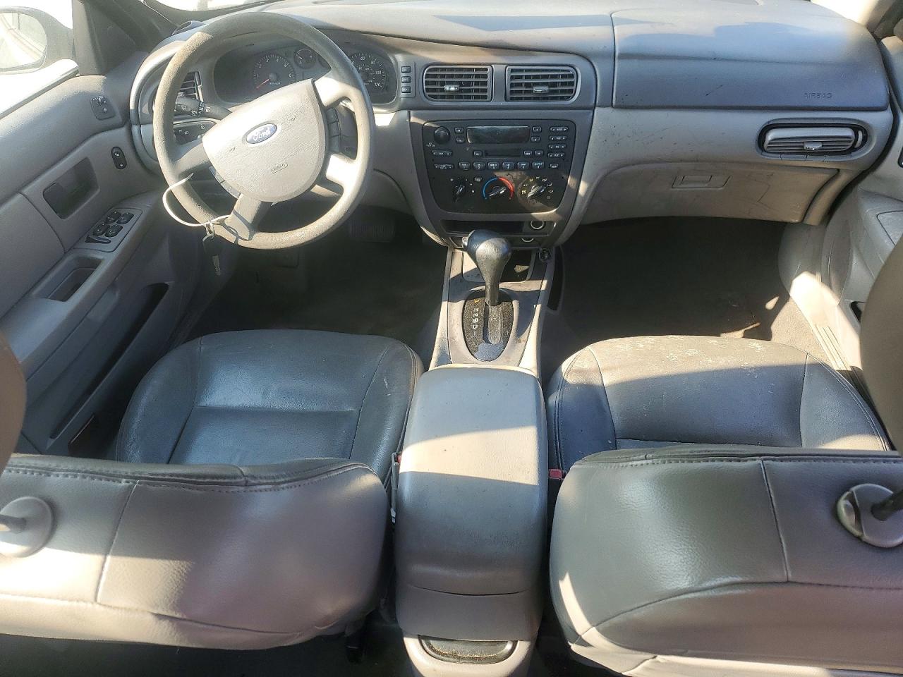 Ford Taurus