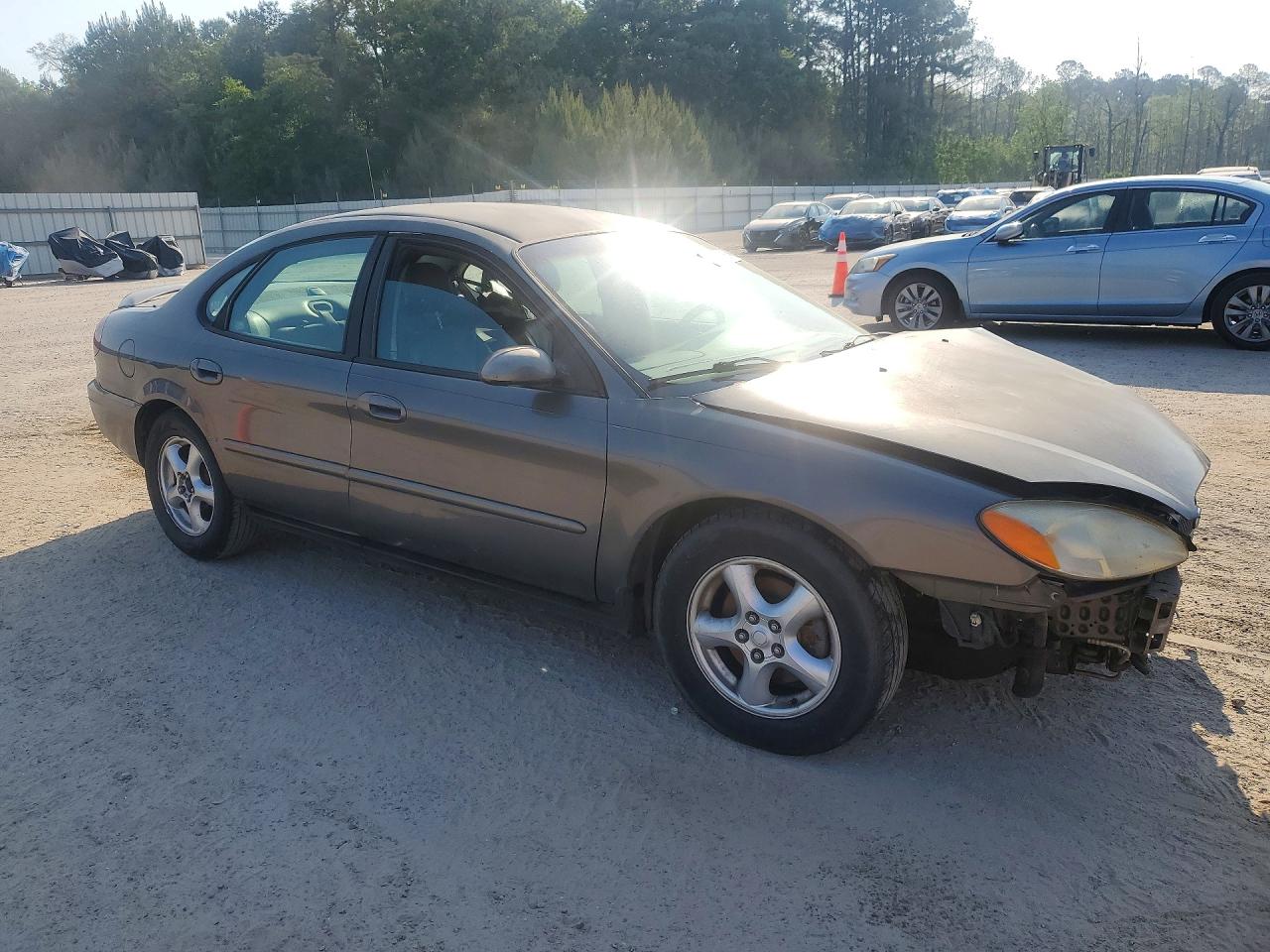 Ford Taurus