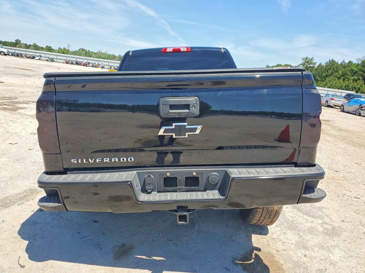 Chevrolet Silverado C1500