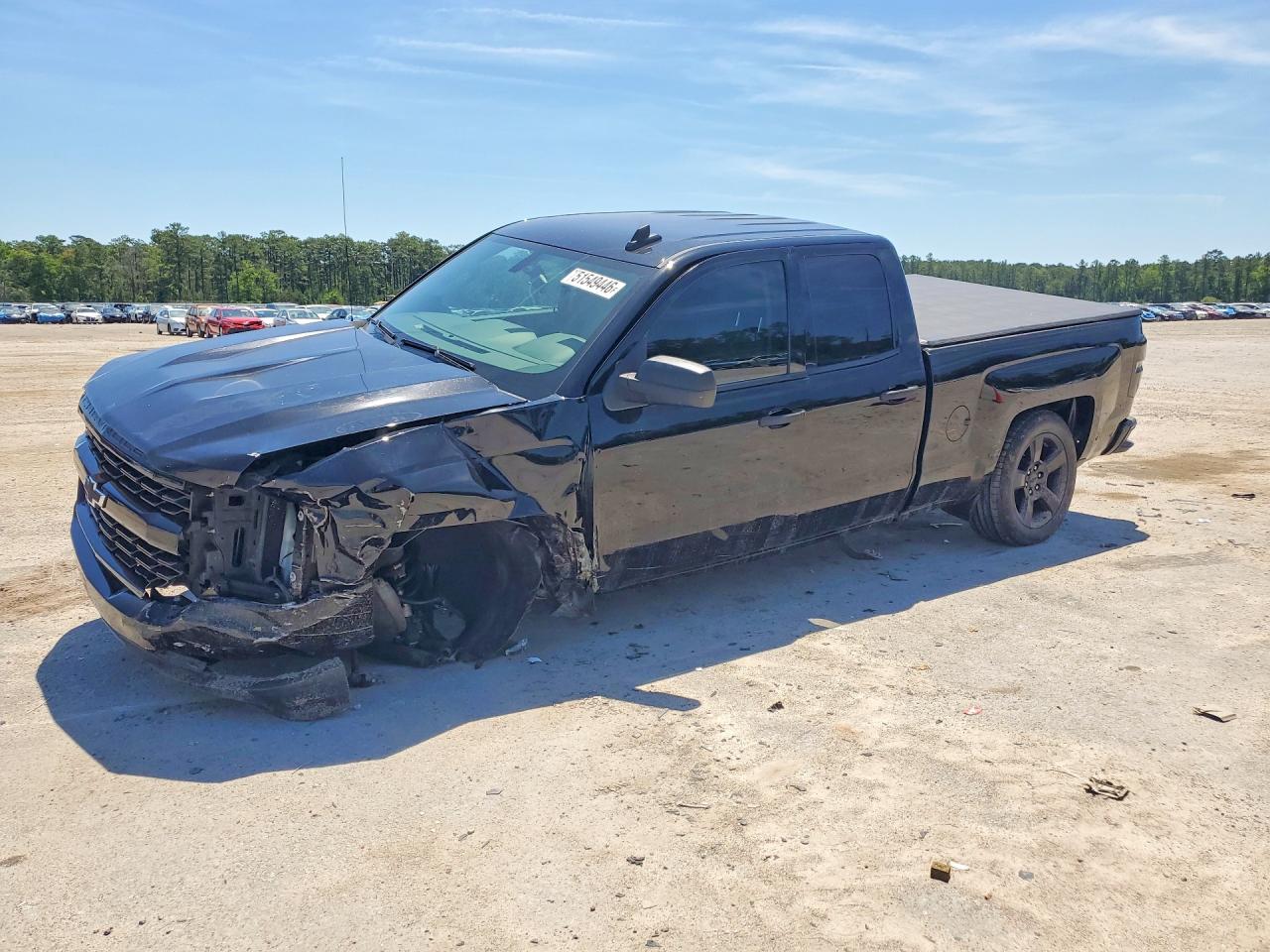 Salvage Chevrolet Silverado Image
