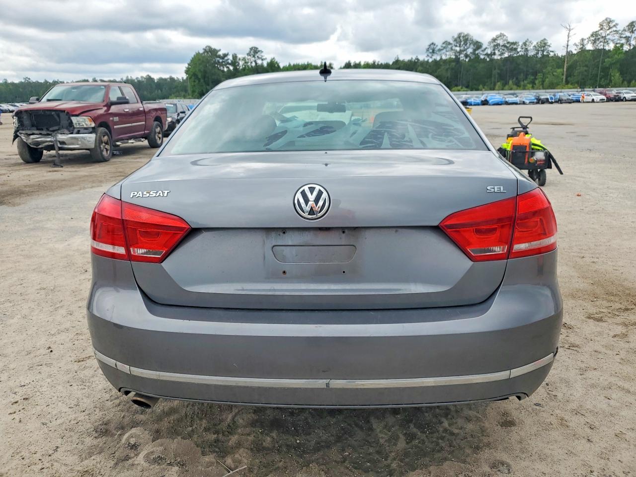 Volkswagen Passat Sel