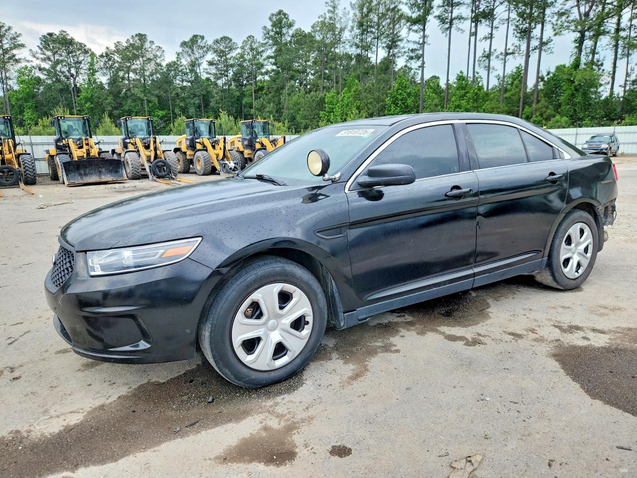 Salvage Ford Taurus Image