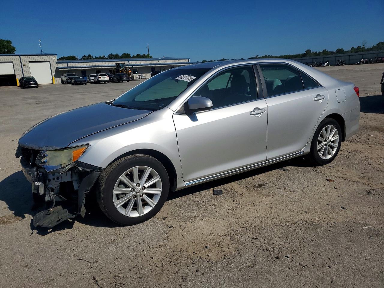 Salvage Toyota Camry Image