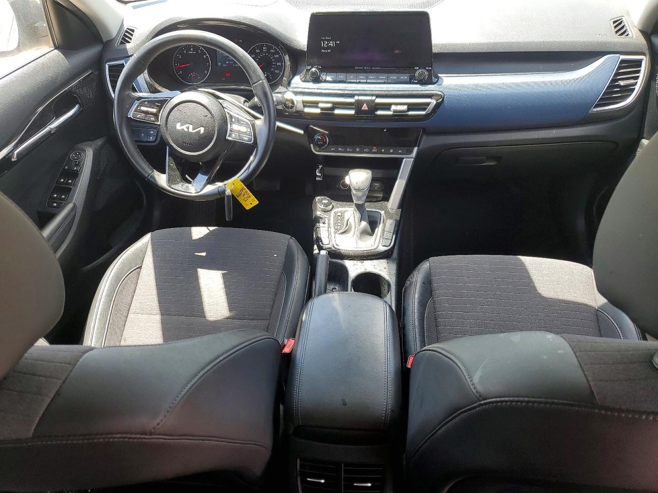 Kia Seltos S