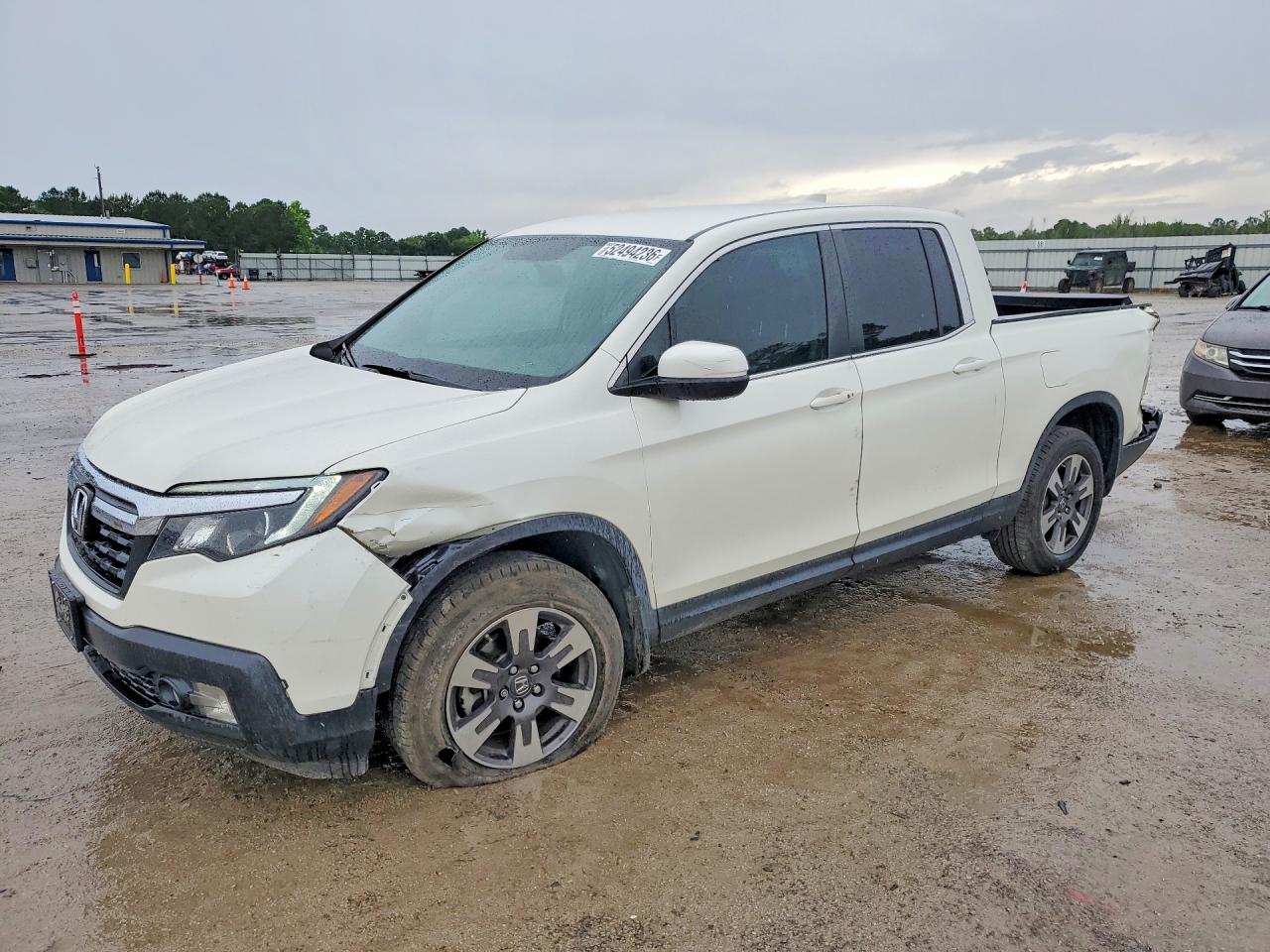 Salvage Honda Ridgeline Image