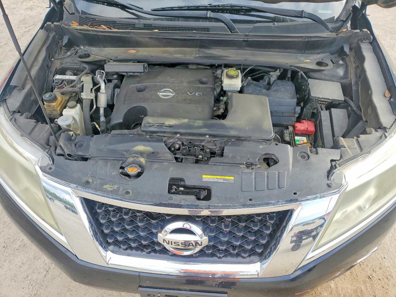 Nissan Pathfinder Sv