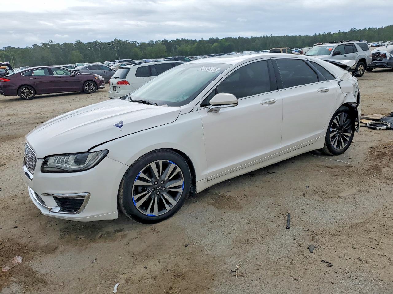 Salvage Lincoln MKZ Image