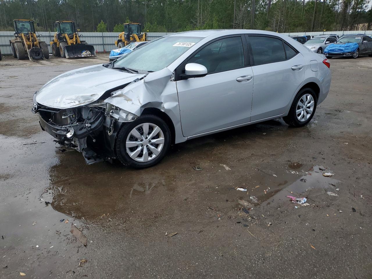 Salvage Toyota Corolla Image