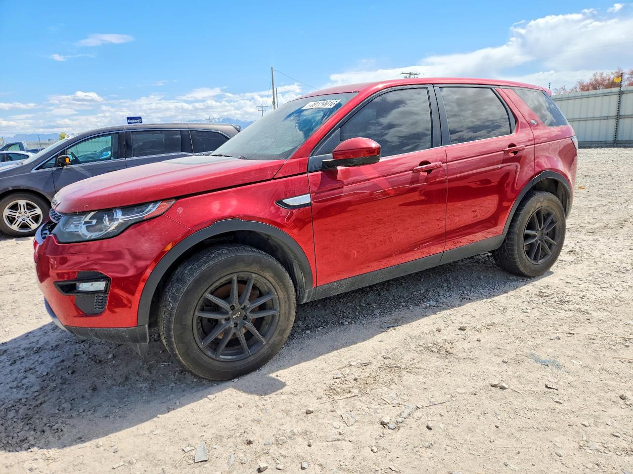 Salvage Land Rover Discovery Image