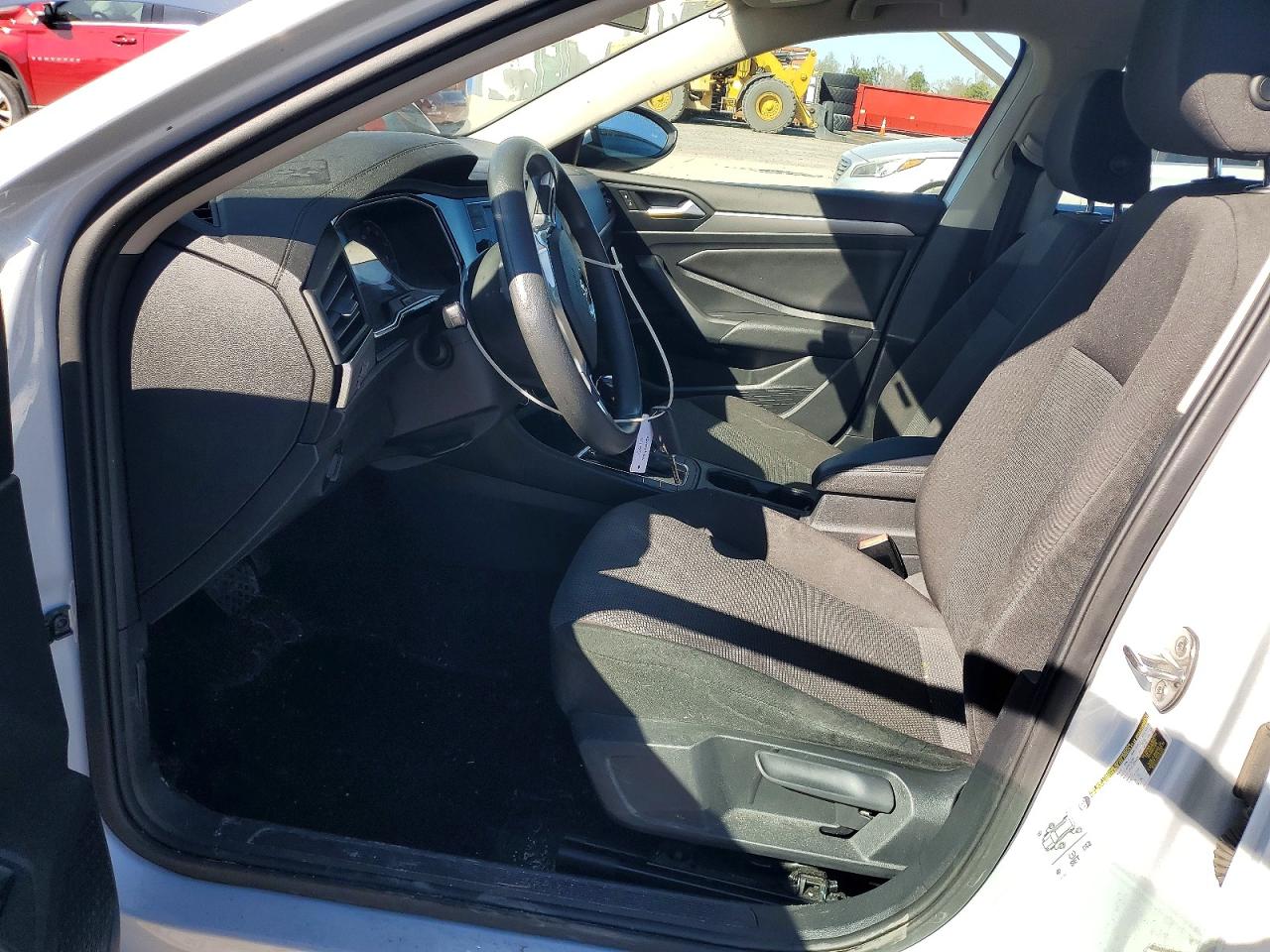 Volkswagen Jetta S