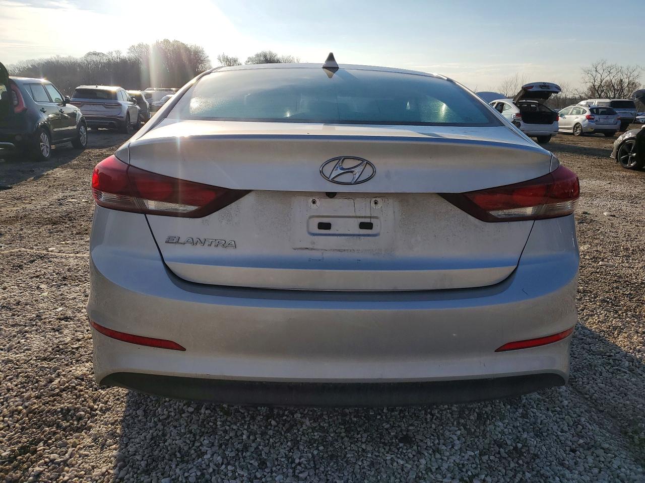 Hyundai ELANTRA Sel