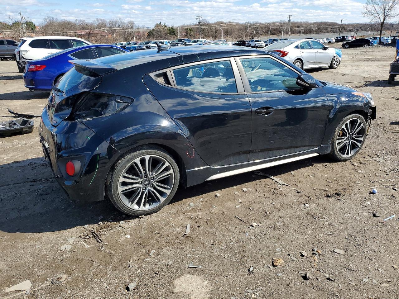 Hyundai VELOSTER Turbo