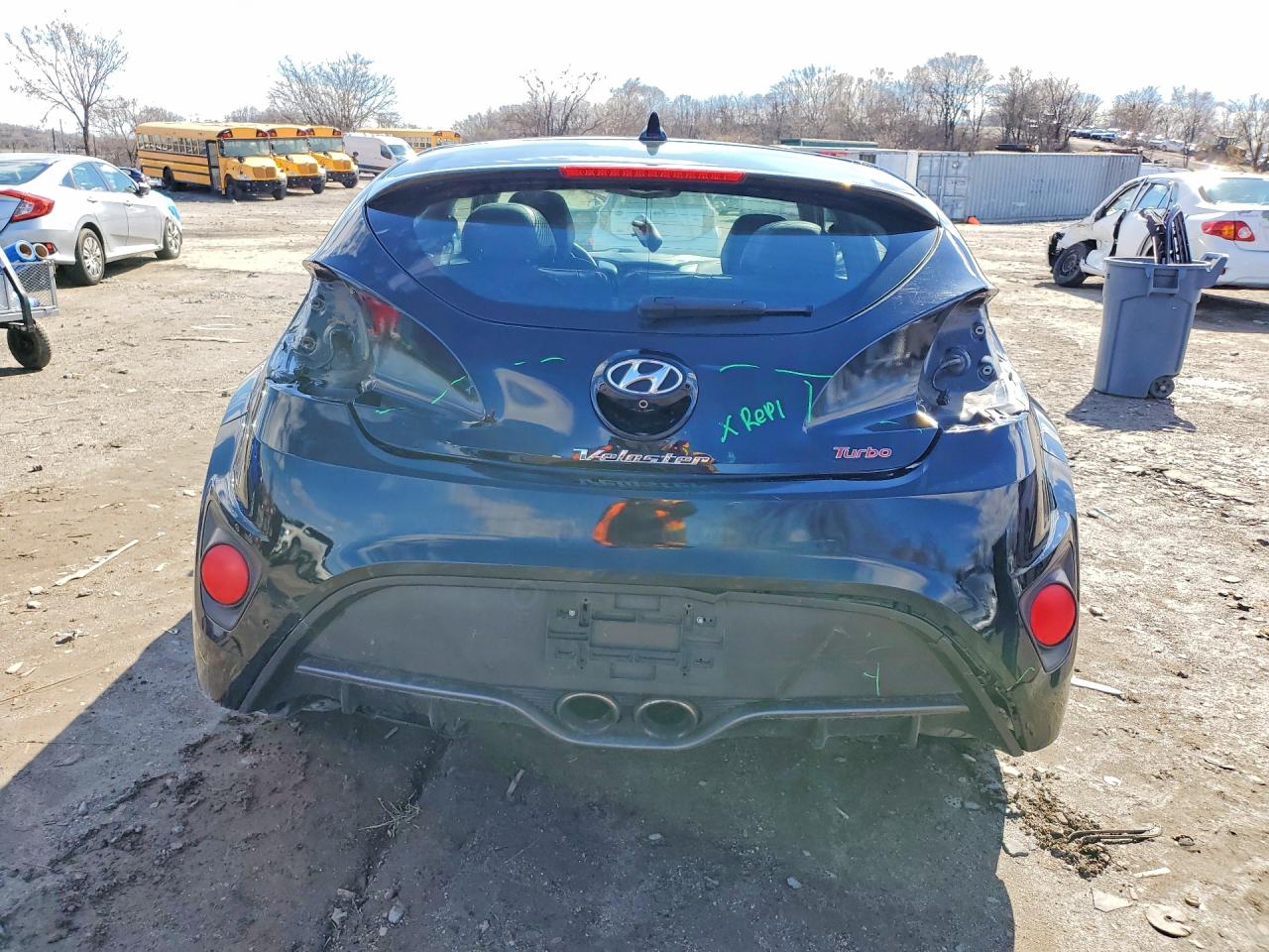 Hyundai VELOSTER Turbo