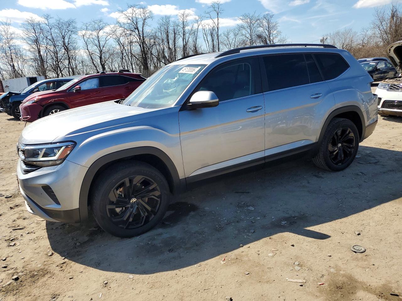 Salvage Volkswagen Atlas Image