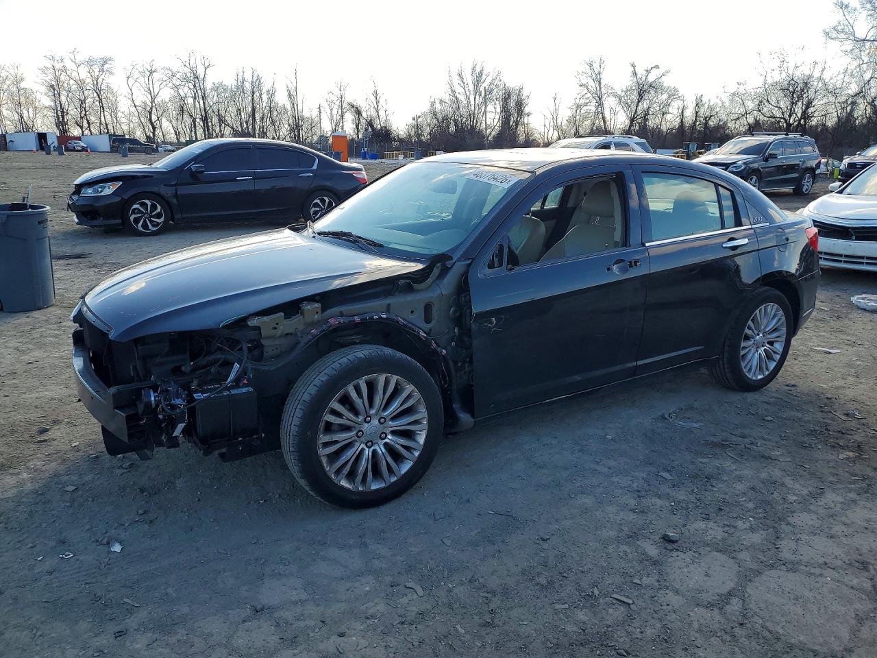 Salvage Chrysler 200 Image