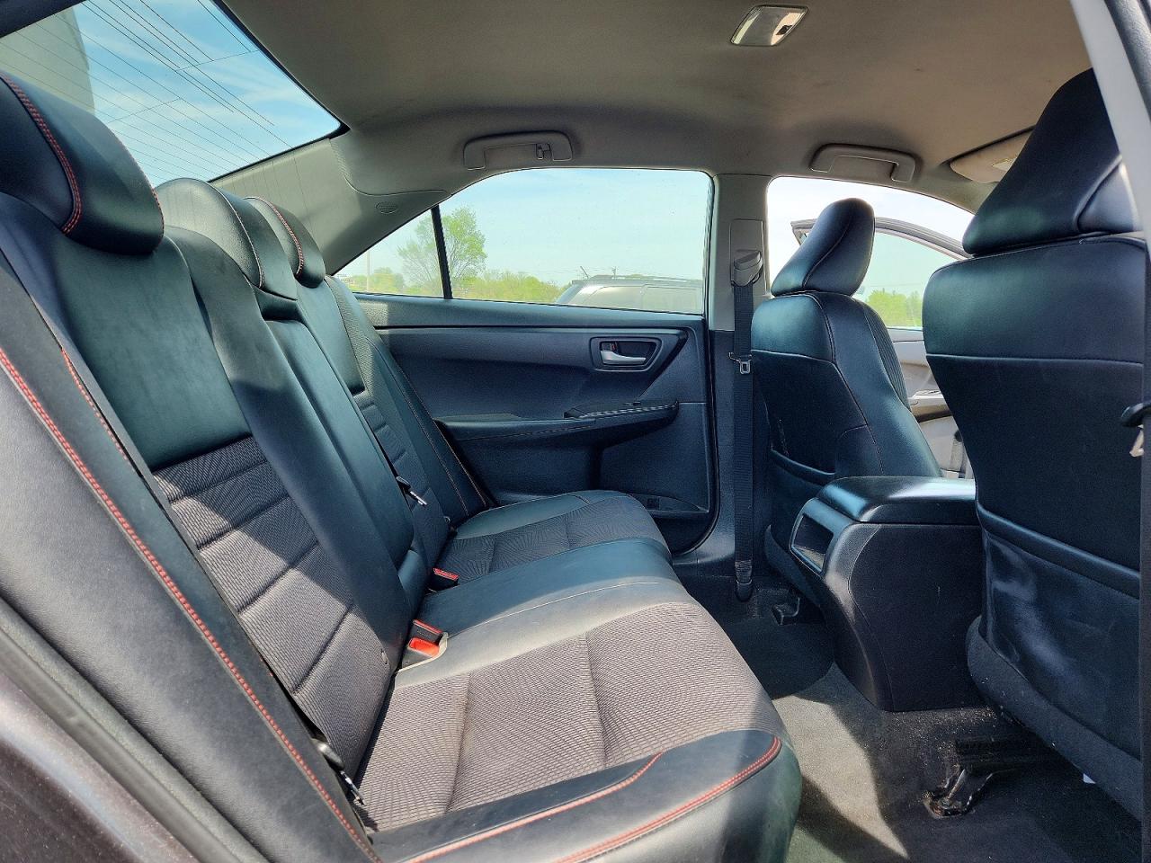 Toyota Camry Se