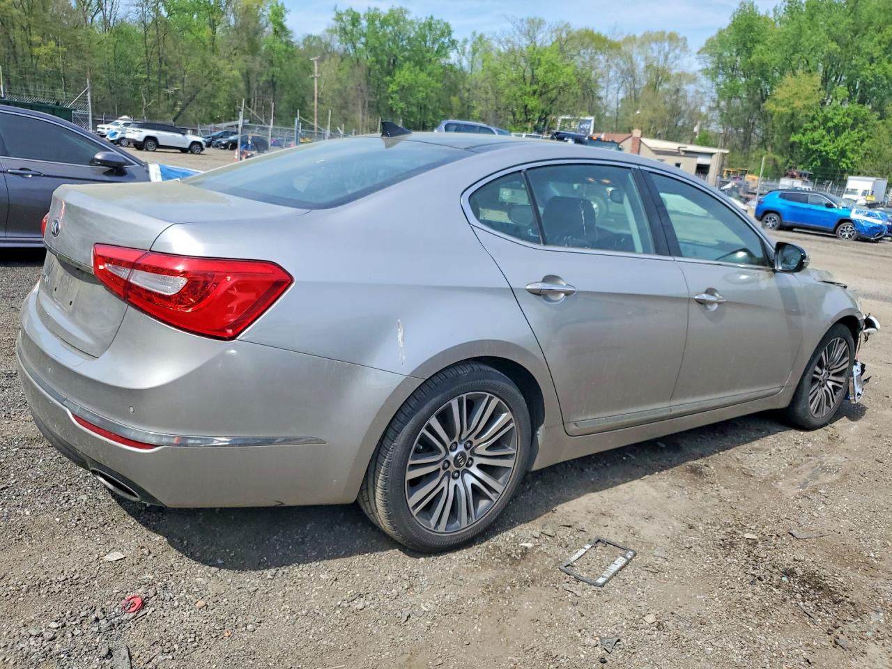 Kia Cadenza Premium