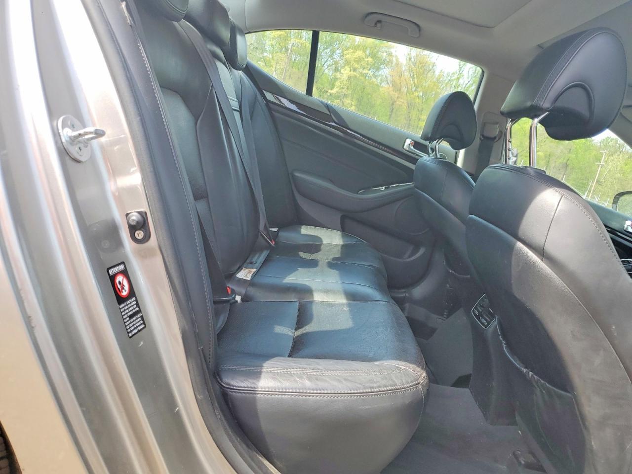 Kia Cadenza Premium