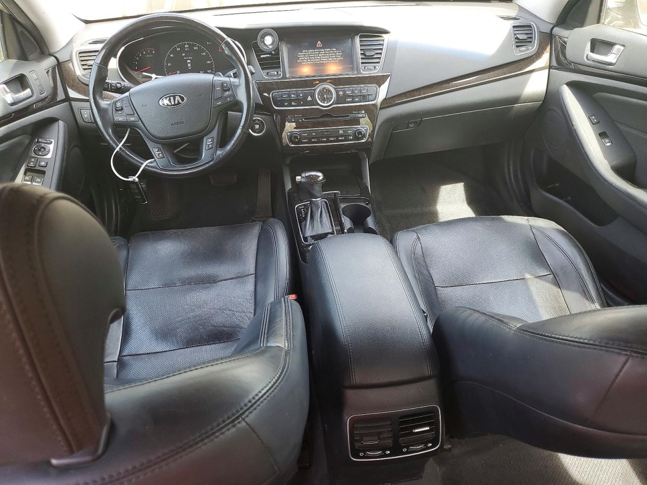 Kia Cadenza Premium