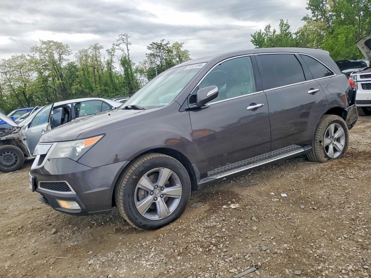 Salvage Acura MDX Image