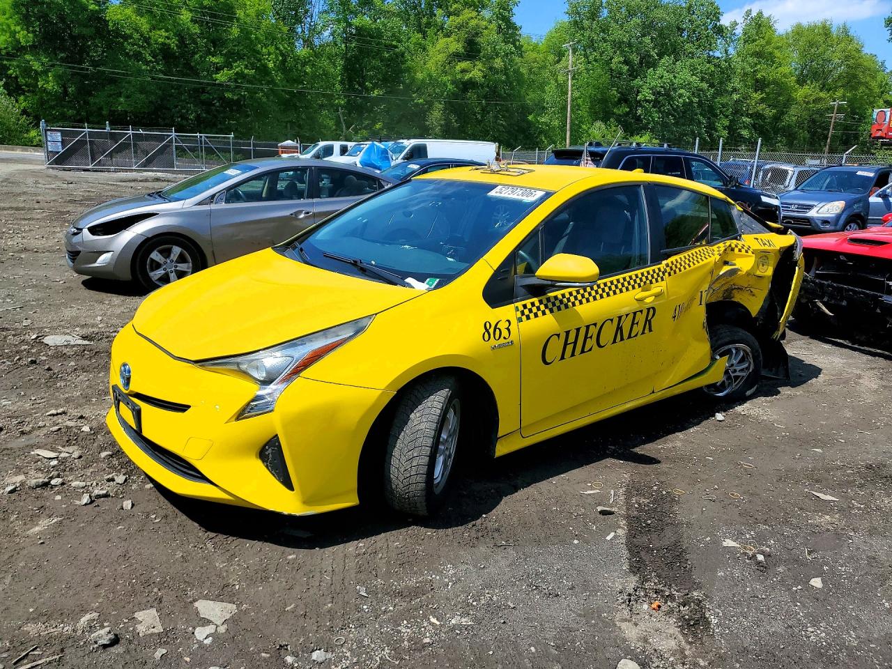Salvage Toyota Prius Image