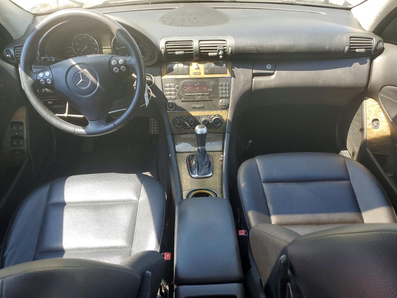 Mercedes-Benz C-Class 230