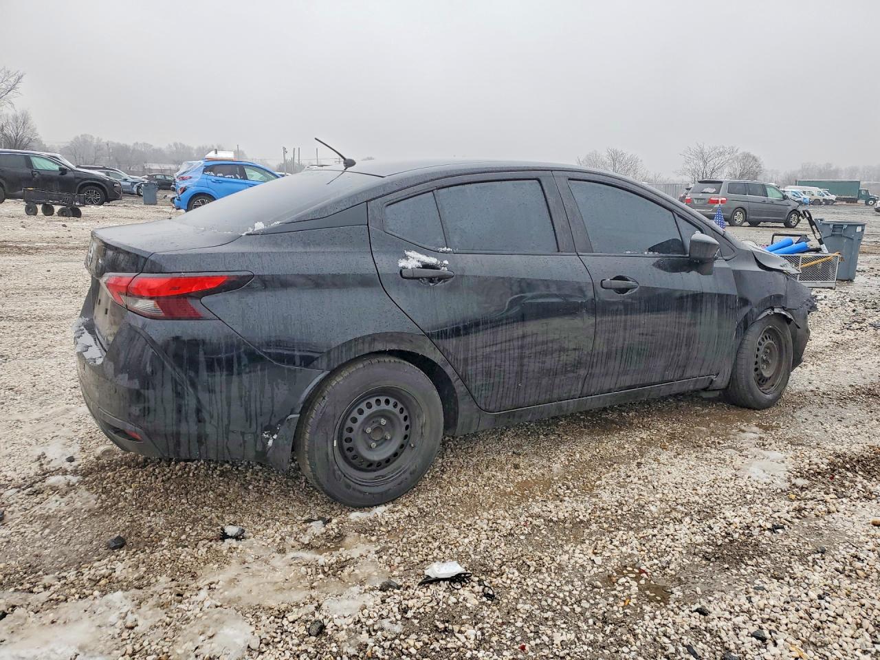 Nissan Versa S