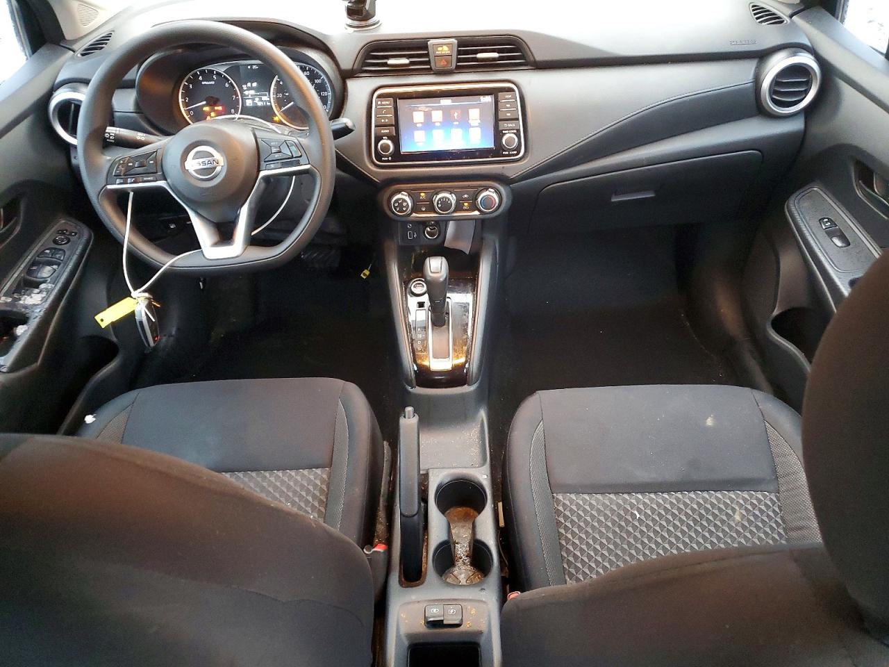 Nissan Versa S