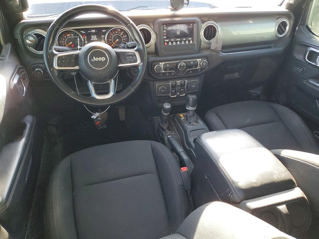 Jeep Wrangler Sahara