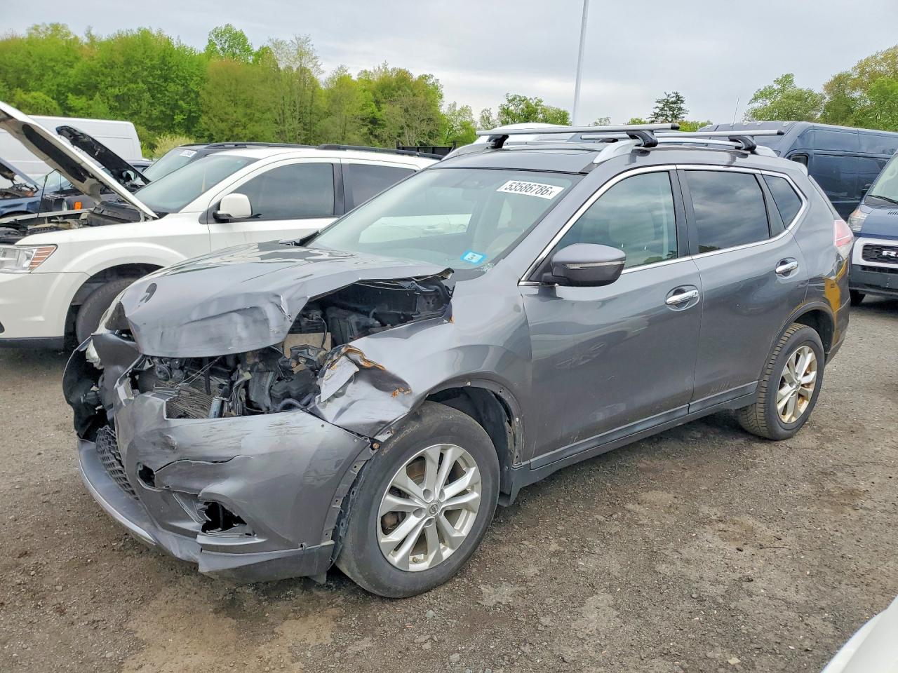 Salvage Nissan Rogue Image