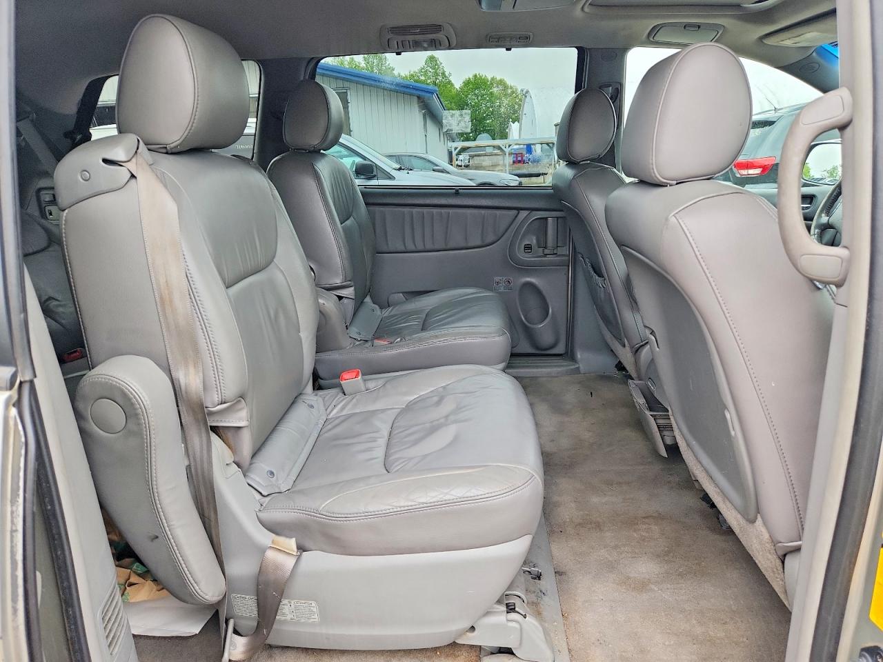 Toyota Sienna Xle