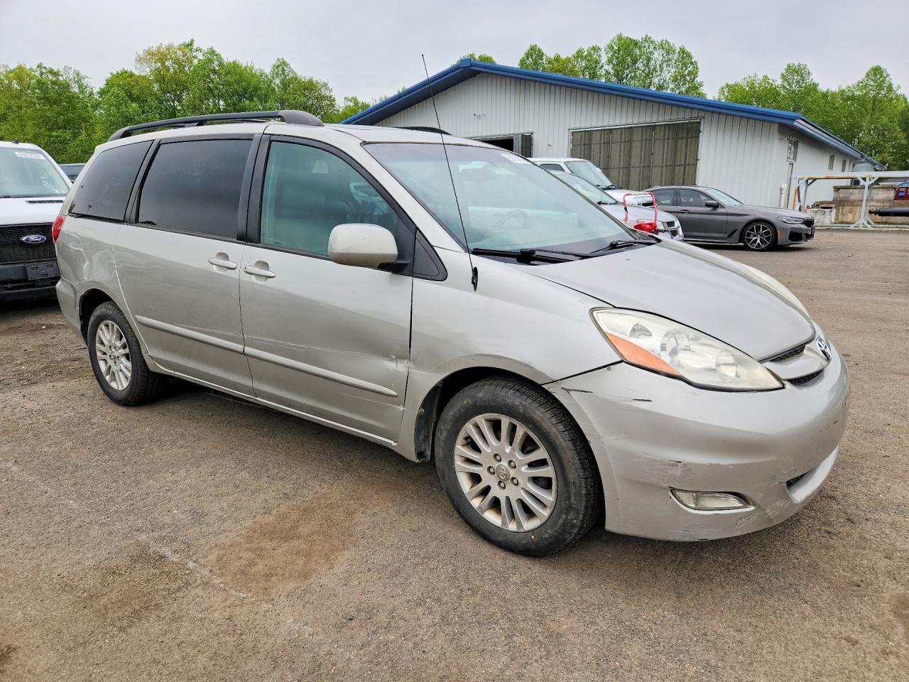 Toyota Sienna Xle