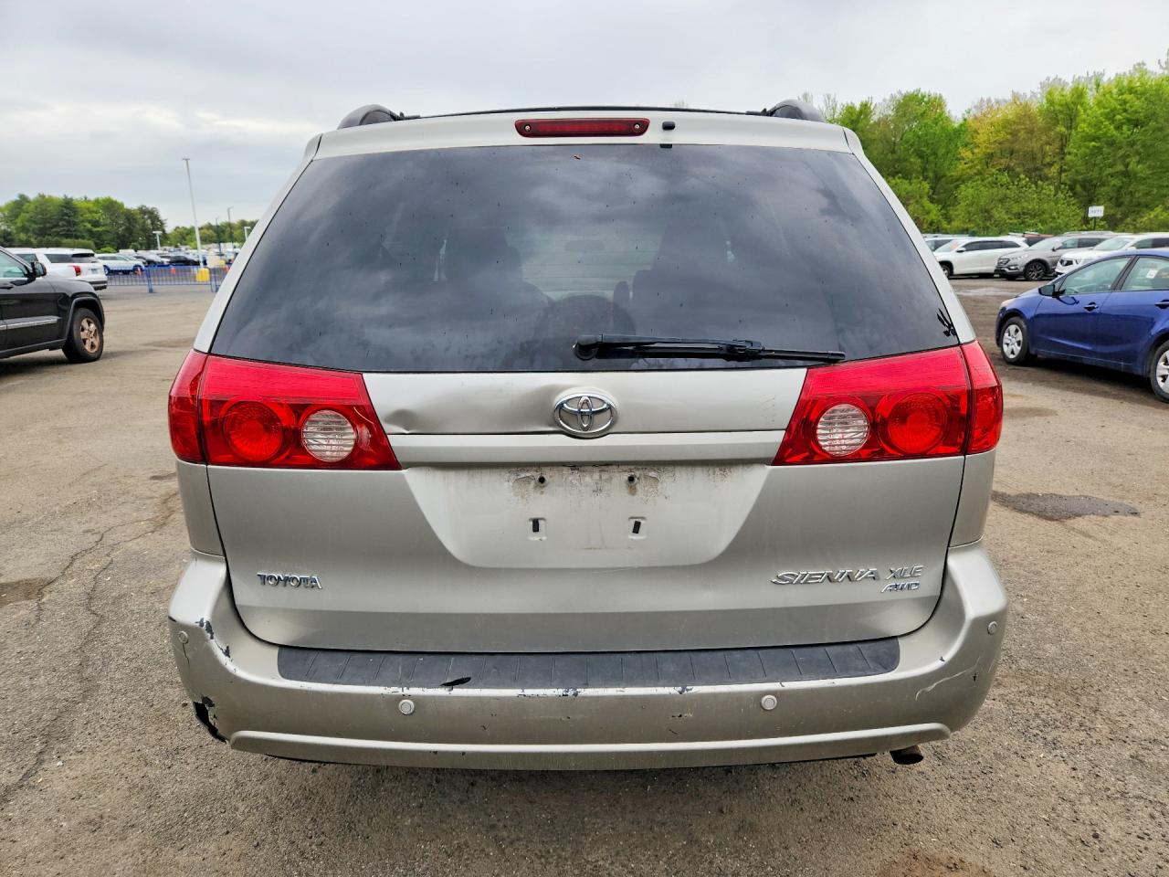 Toyota Sienna Xle