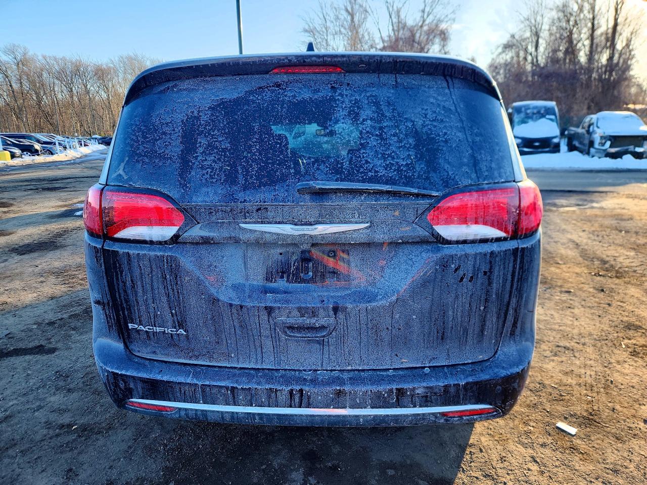 Chrysler Pacifica Touring L