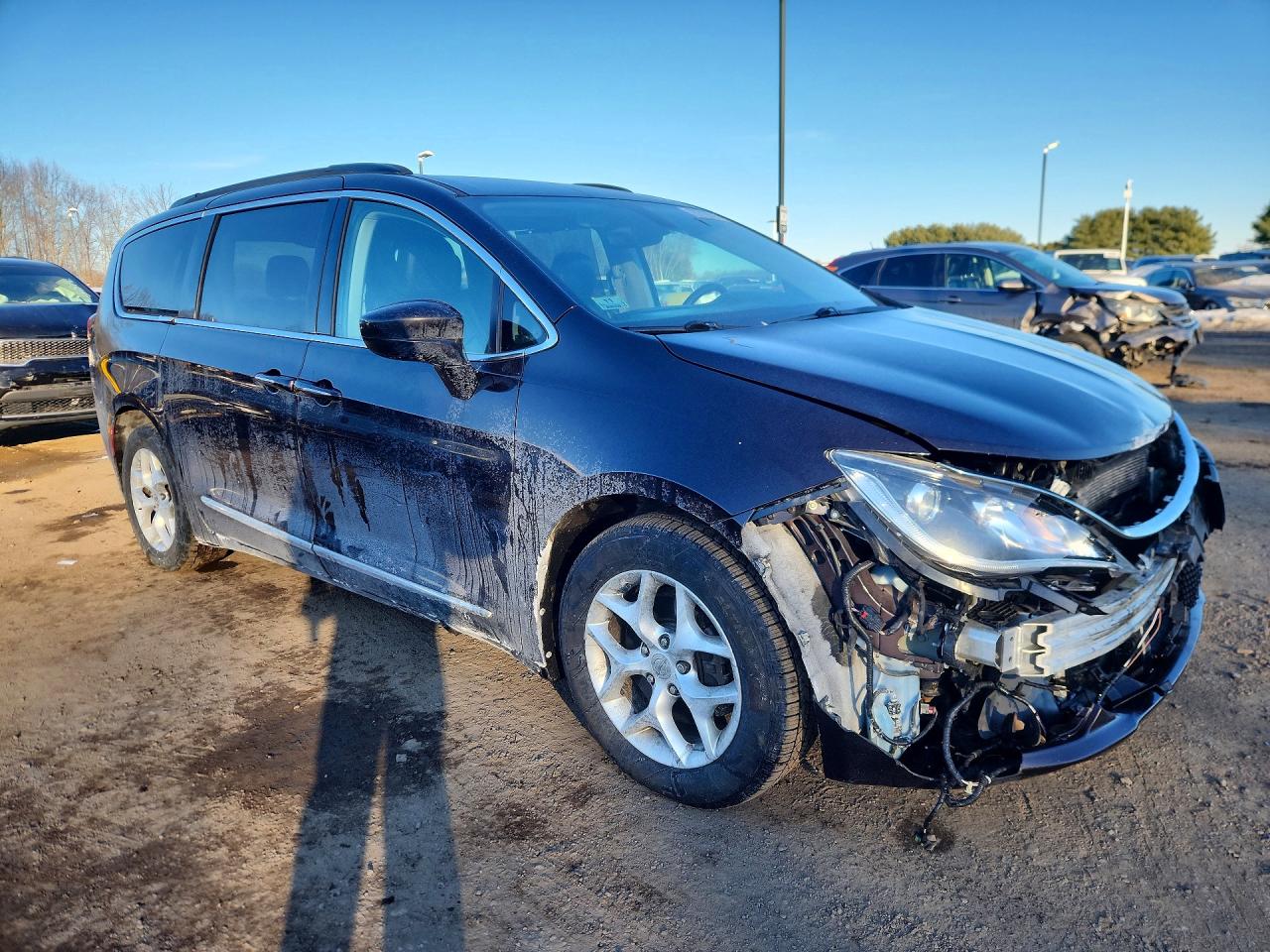 Chrysler Pacifica Touring L