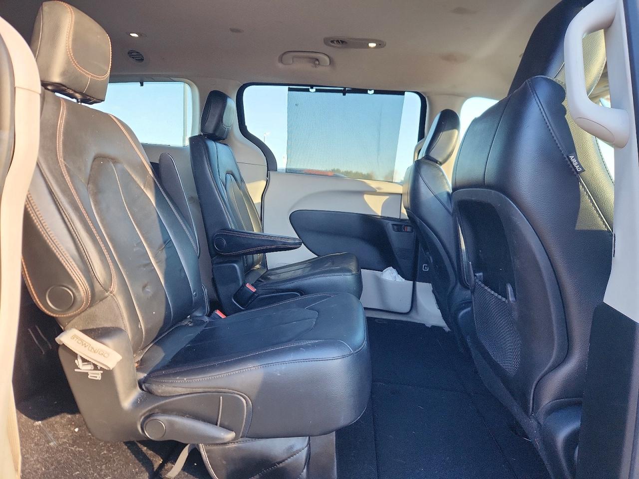 Chrysler Pacifica Touring L