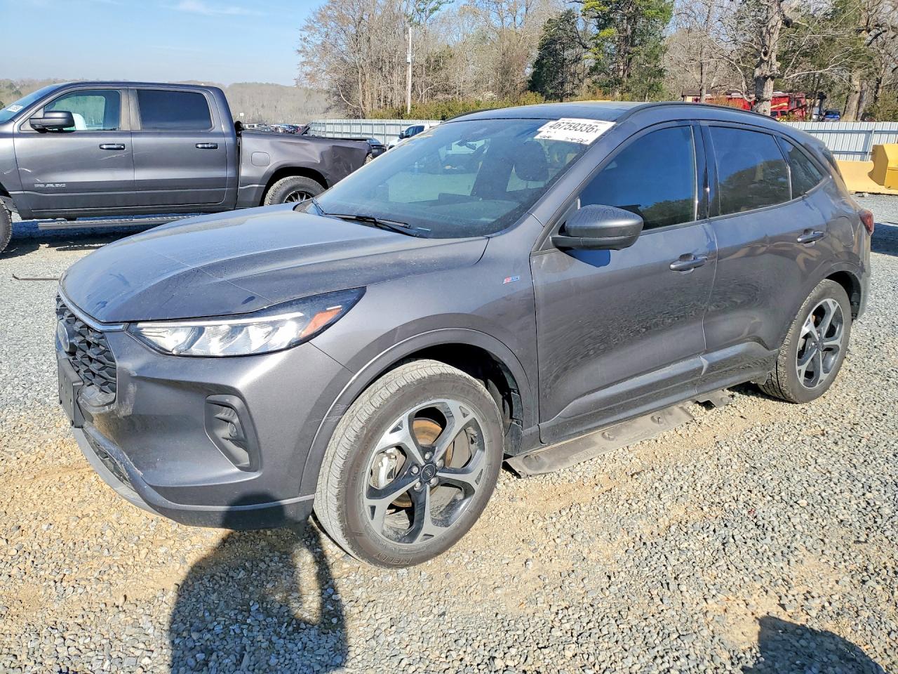 Salvage Ford Escape Image