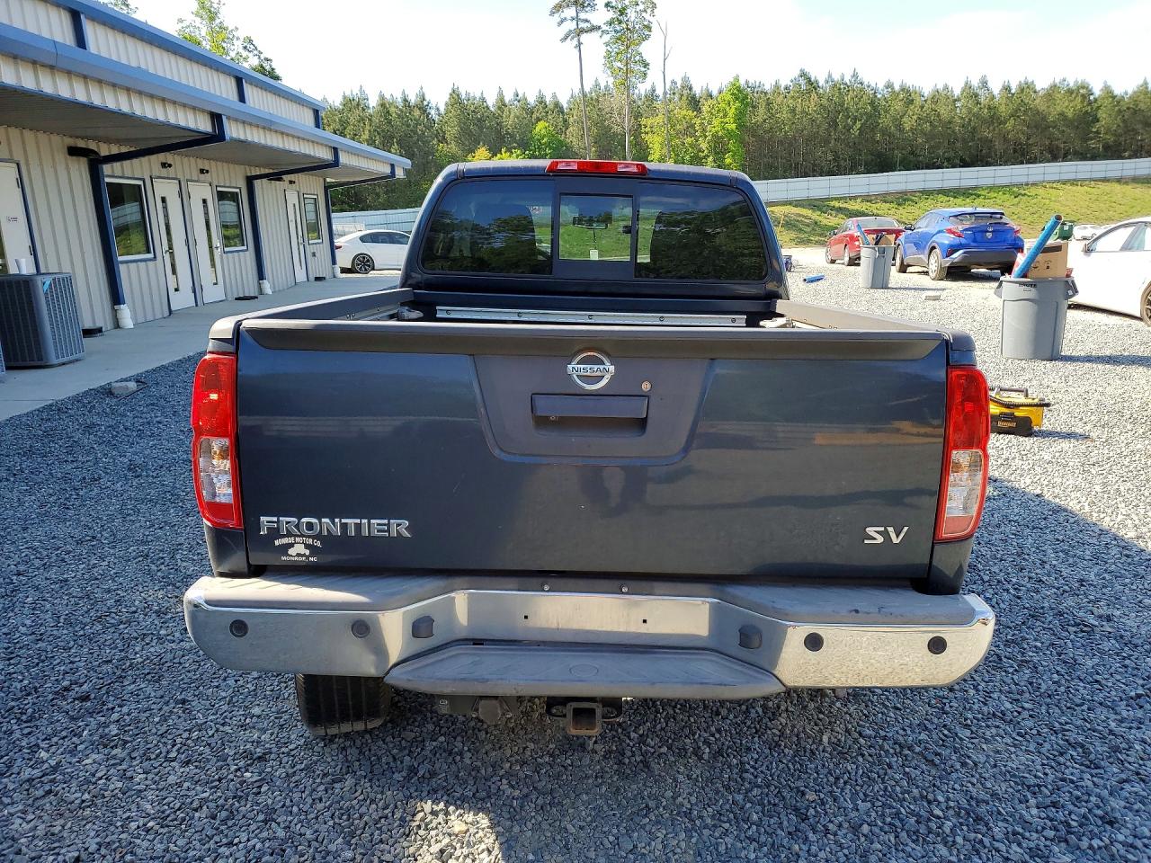 Nissan Frontier Sv