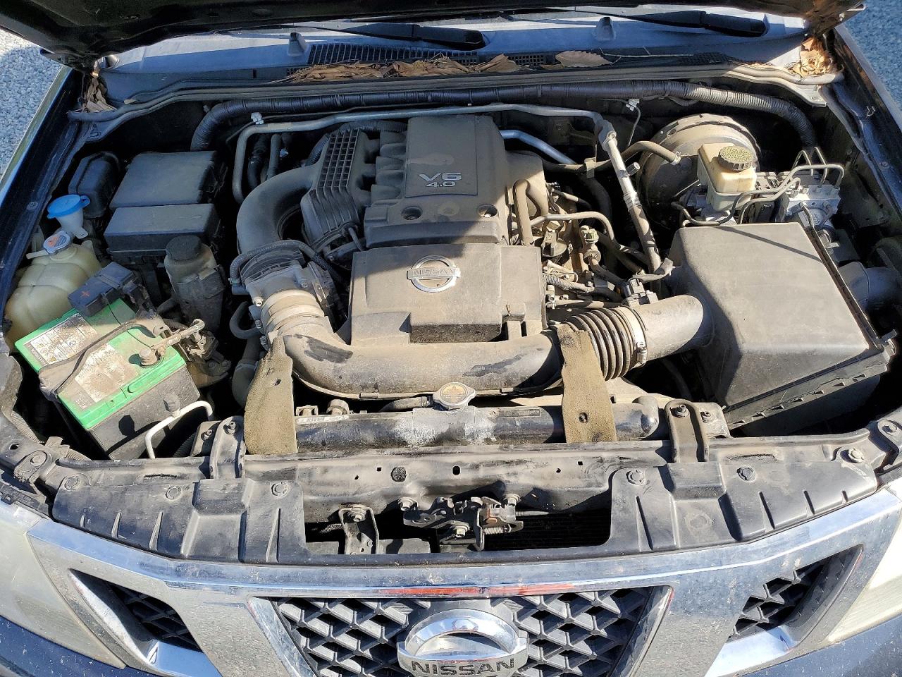 Nissan Frontier Sv